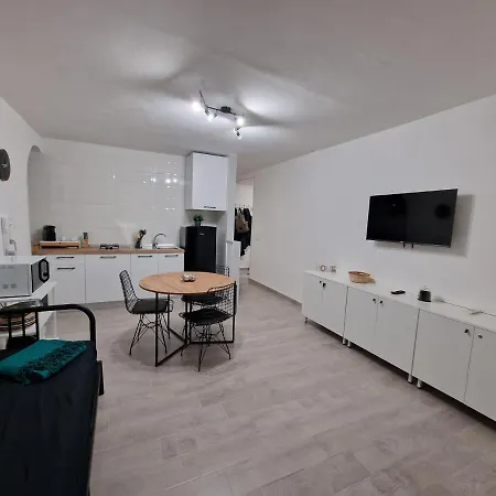 Al Trivio Apartmán Neapol