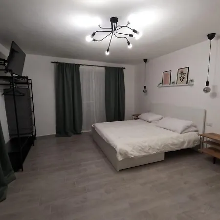 Al Trivio Apartment