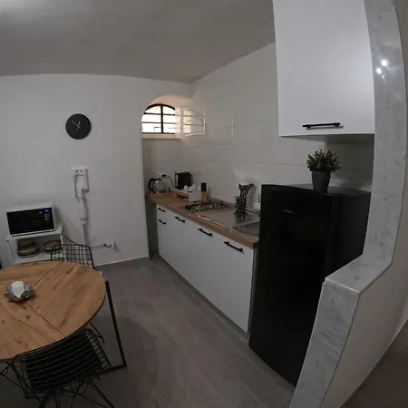 Al Trivio Apartment